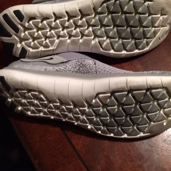 RunNatural Nike Running Free & Flexible  Shoes - Picture 8 of 10